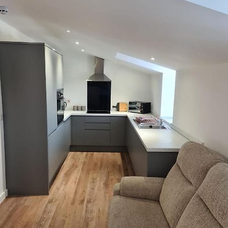 2 Bedroom Central Apartment Leek Luaran gambar