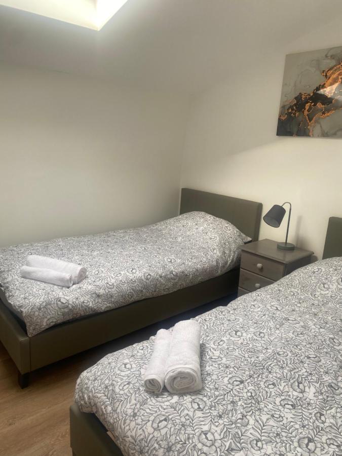 2 Bedroom Central Apartment Leek Luaran gambar