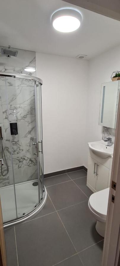 2 Bedroom Central Apartment Leek Luaran gambar